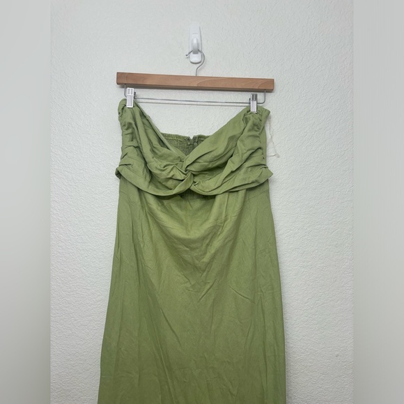 Petal & Pup Rosetta Cutout Cotton & Linen Strapless Dress - Picture 4 of 11